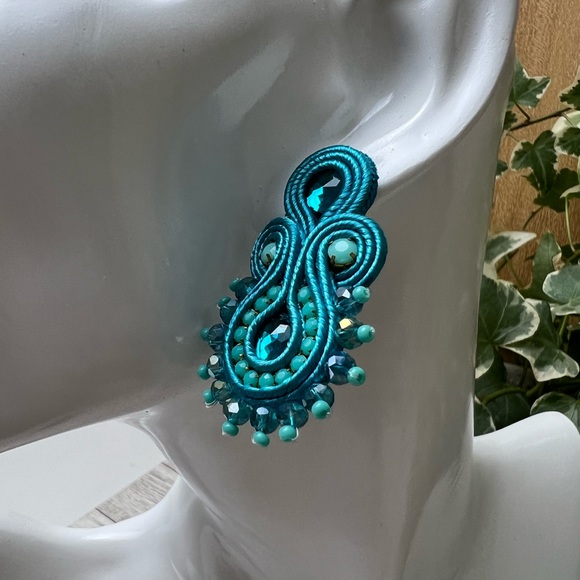 Elegant Art Deco-Inspired Soutache Earrings for Woman - Trendy Dangle Earrings - Picture 9 of 9